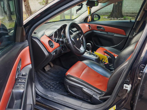 Chevrolet Cruze 1.8 A Ls Aa Cd Mp3 R-16 At