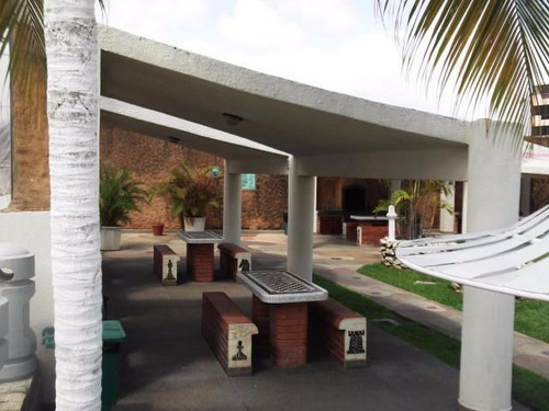 Imagen 7 de 14 de Eloisa Mejia Rentahouse Vende Apartamento En Tucacas Falcon 22-8186