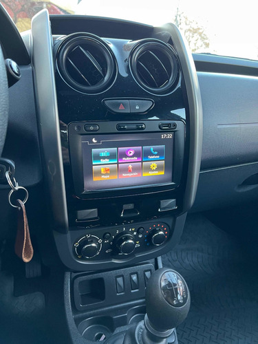 Imagen 14 de 15 de Renault Duster Oroch 2017 2.0 Privilege