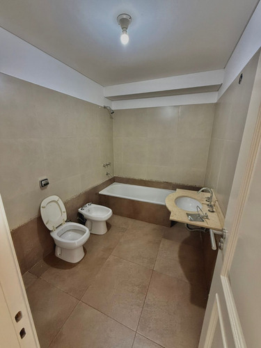 Departamento En Venta En Costanera Frente Al Rio