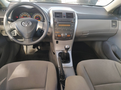 Toyota Corolla 1.8 Gli 16v Flex 4p Manual