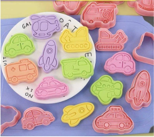 Set Cortadores Galletas Auto Grúa Niño Cortar Marcar 8pcs