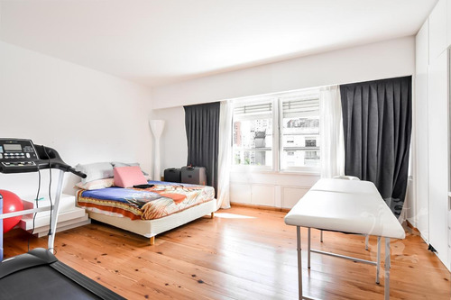 Imagen 11 de 24 de Impecable Piso En Torre Libertador - 2 Cocheras - 4 Suites - Doble Dependencia - Seguridad 24hs