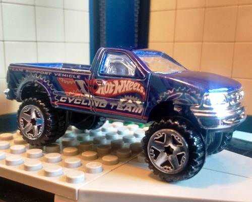 Priviet Trucks 4x4 Ford F150 '97 Hot Wheels Hw