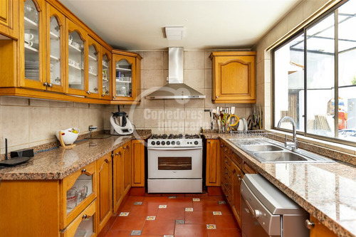 Casa En Venta En Lo Barnechea