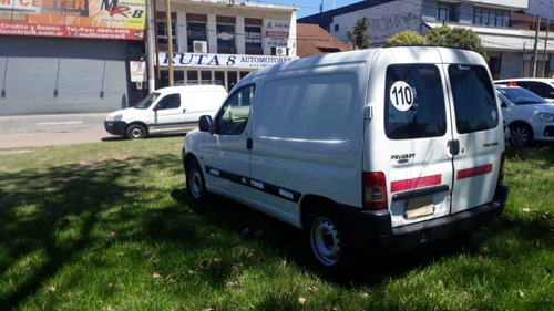Peugeot Partner 1.4 Furgon Confort 2015 Con Gnc De 5ta