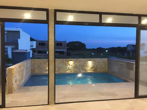 Casa En Venta Con Alberca Esquina Fracc Punta Tiburon