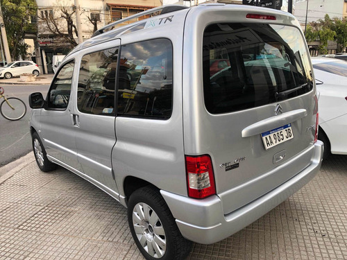 Imagen 6 de 15 de Citroën Berlingo 2017 1.6 Xtr Hdi 92cv