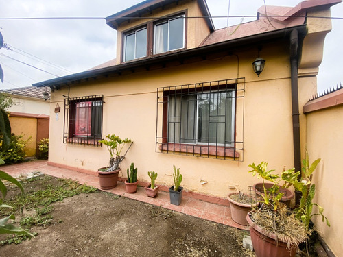 Casa Amplio Patio 261m2 Terreno, Arcadia/ San Ignacio