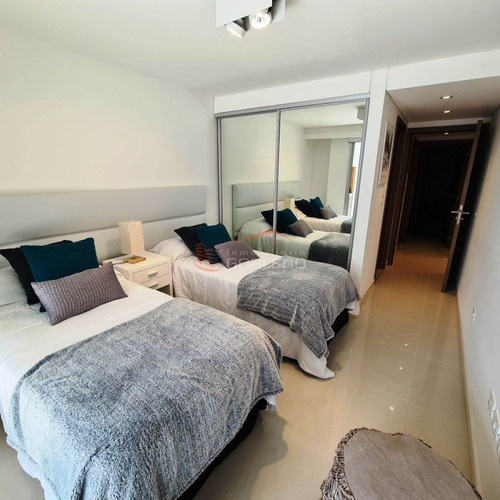 Imagen 16 de 30 de Venta Y Venta De Apartamento En La Brava, A Metros Mar