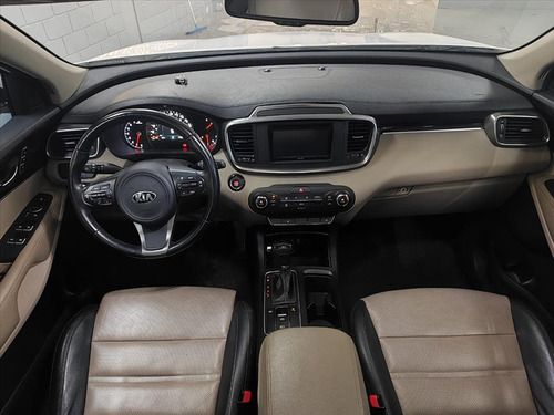 Kia Sorento 3.3 V6 GASOLINA EX 7L AUTOMATICO