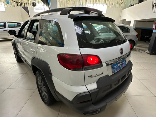 Fiat Palio Adventure 1.8 Locker Flex 5p