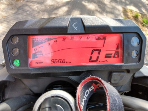 Imagen 4 de 6 de Yamaha Fz16 2022 960km Servicio Yamaha Permuto Oldcars