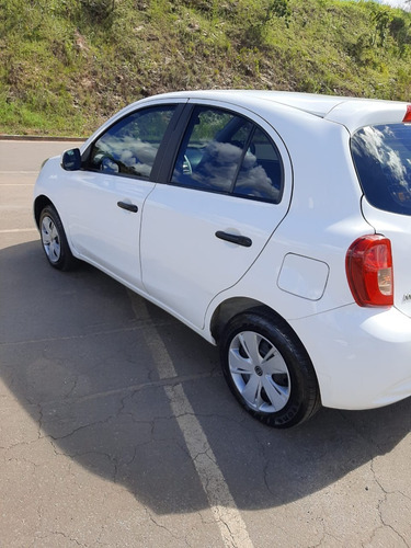 Nissan March 1.0