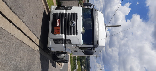 Imagem 2 de 9 de Volkswagem Constellation 26420