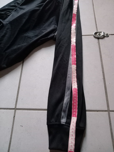 Chamarra Deportiva Starter Extra Grande Slim Negra (Usado)