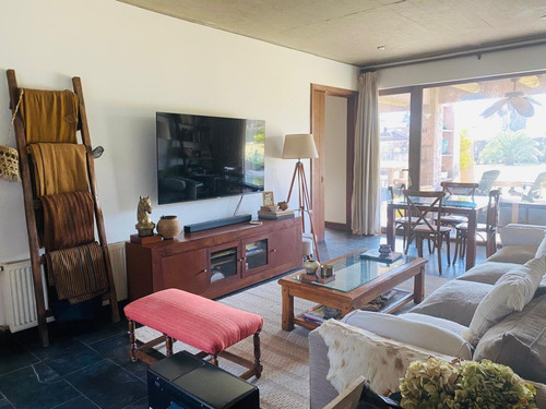 Casa Emplazada En Condominio Los Maitenes - Melipilla