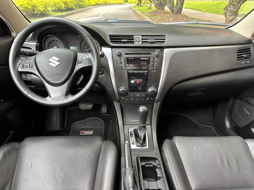 Suzuki Kizashi 2.4 Limited