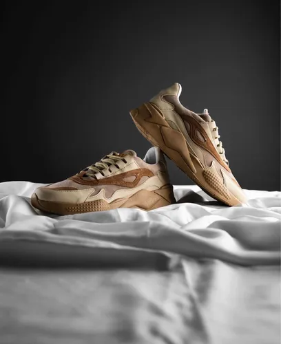 Zapatillas cheap beige hombre