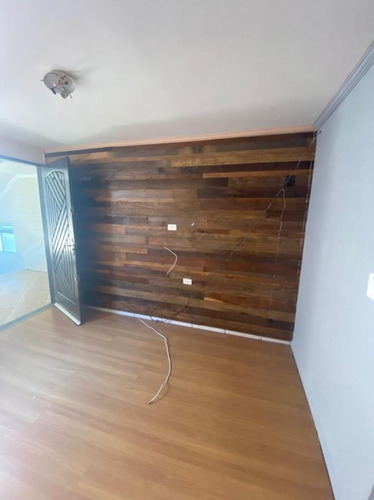 Imagem 2 de 12 de Apartamento Para Venda Por R$180.000,00 Com 2 Dormitórios, 1 Banheiro E 1 Cozinha - Itaquera, São Paulo / Sp - Bdi37329