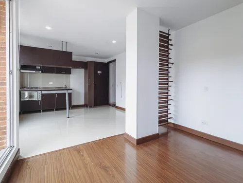 Apartaestudio Con Balcón Y Parqueadero Privado Cubierto
