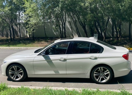 Imagen 5 de 10 de Bmw Serie 3 2013 2.0 328ia Sport Line At