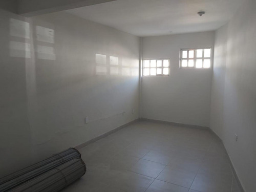 Imagen 6 de 15 de Consultorio En Renta En El Centro - (2)