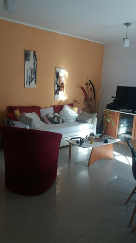 Imagen 2 de 11 de Excelente Piso Centrico