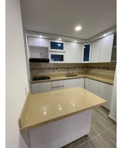 Vende Apartamento En Ríonegro 72 Metros Con Parqueadero U/cerrada Ch
