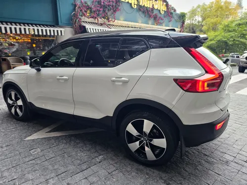 Volvo Xc40 Momentum T4
