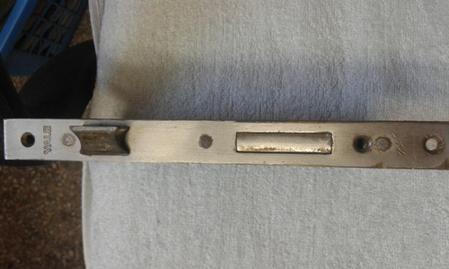 Cerradura Embutir 45 Mm Usada Marca Yale (Usado)