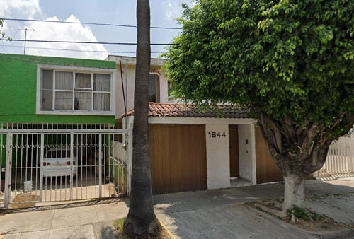 An-remato Casa En Colonia Pinar De La Calma, Rio Bec, Zapopan, Jalisco.