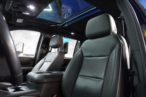 Chevrolet Suburban 5.3 Premier 4X4 At
