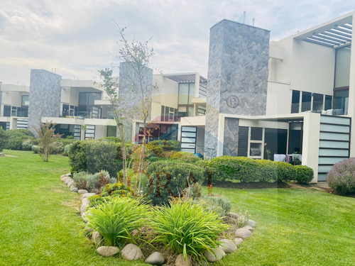 Depto Dúplex Arriendo Chicureo 3 Hab 2 Bañ Terraza Parrilla