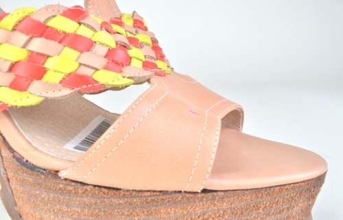 Imagen 5 de 5 de Sandalias De Mujer De Cuero Zapatos Base Gardenia - Ferraro