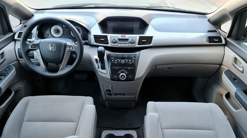 Honda Odyssey 3.5 Lx Minivan At