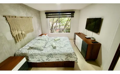 Apartamento En Arriendo Amoblado En Poblado Castropol