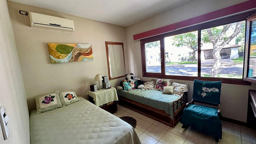 Casa En Venta De 3 Dormitorios En Santa Maria De Tigre
