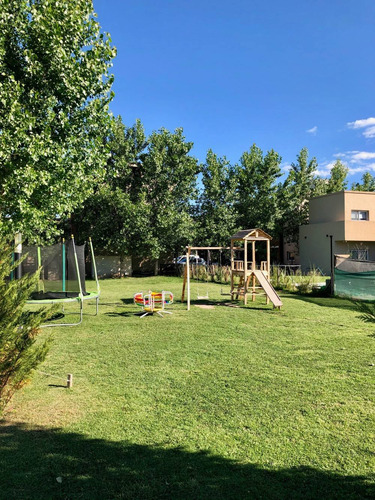 Departamento A Estrenar 3 Amb Con Patio Y Seguridad 24hs.