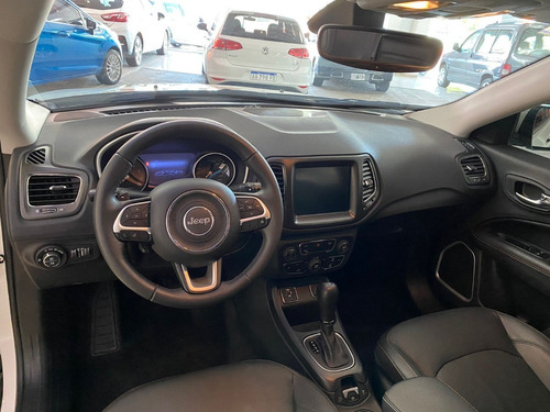 Imagen 5 de 7 de Jeep Compass Longitude 2021