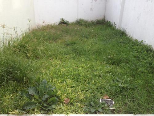 Monoambiente Divisible En Agronomía Con Patio