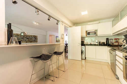 Moderno Departamento En Venta Sobre Av. Libertador - Punta Chica