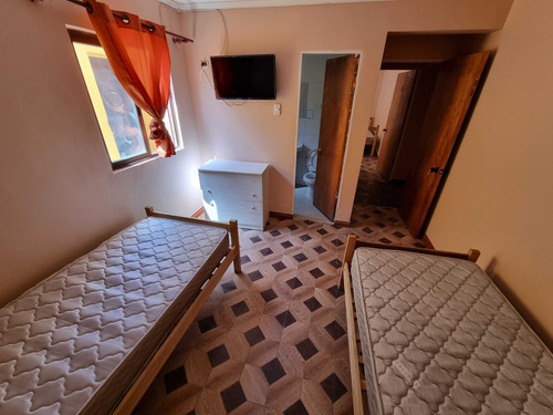 Hostal En Arriendo 17 Habitaciones (95904)