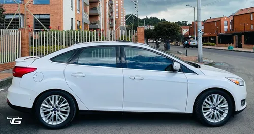 Ford Focus 2.0 Titanium