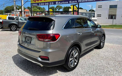 Imagen 4 de 15 de Kia Sorento 2.4l Ex 7p