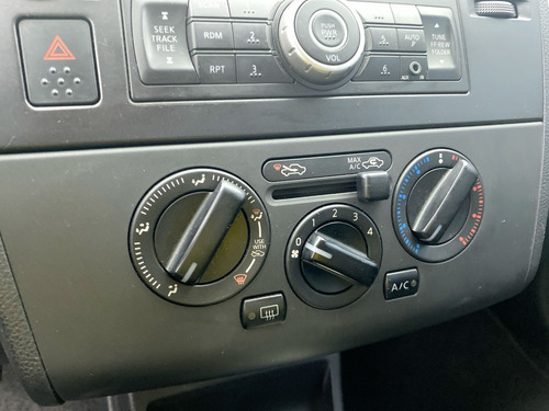 Imagen 16 de 20 de Nissan Tiida Hb Automatico 1.8