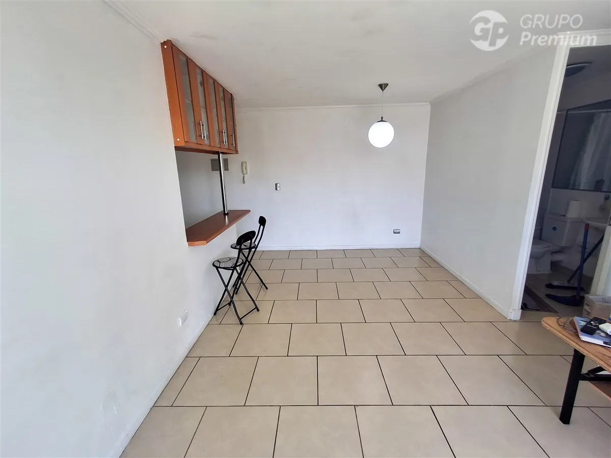 Imagen 2 de 22 de Venta Departamento 3dorm.1b Condominio Portal Del Norte