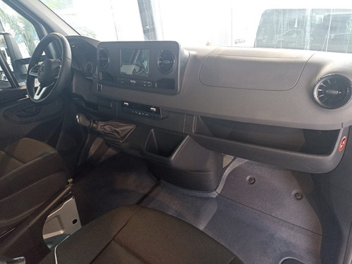 Imagem 10 de 10 de Mercedes-benz Chassis 516 Rodagem Dupla Pacote Motor Home