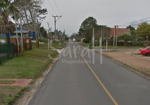 Venta De Terreno, Parque Del Plata Sur A 3 De La Playa, Calle Asfaltada, Nivelado Y Cercado