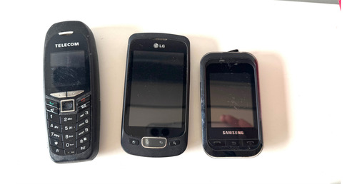 Vintage Colección Antiguos Teléfonos Retro Celulares Lote Negro (Usado)